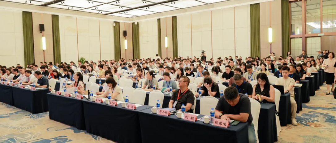 神州数码DCN赋能职教新征程 人工智能（AI）赋能职业教育专题培训在全国多地圆满举办